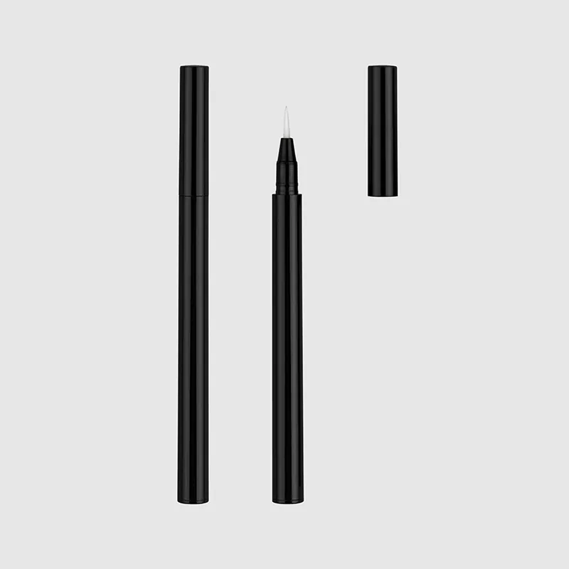 Pacáistiú eyeliner leachtach le barr na scuab fíneáil