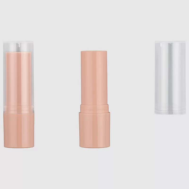 Lipstick nó balm trí phacáistiú bata ilúsáide